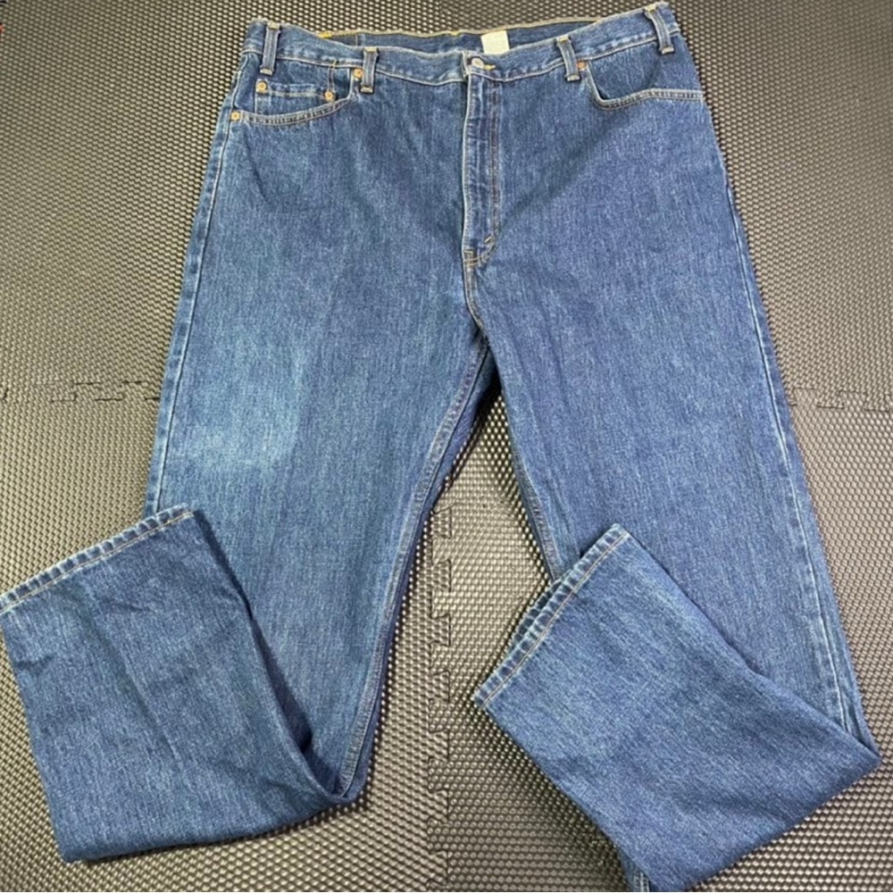 Levis 505 Jeans  Mens Size 42x32  Regular Fit  Straight Leg  Blue Denim  NEW Tag